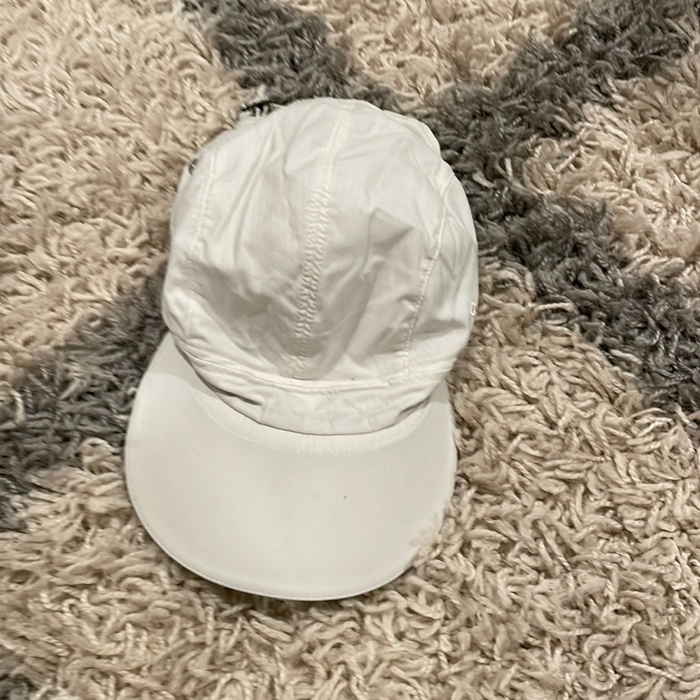 LULULEMON bay